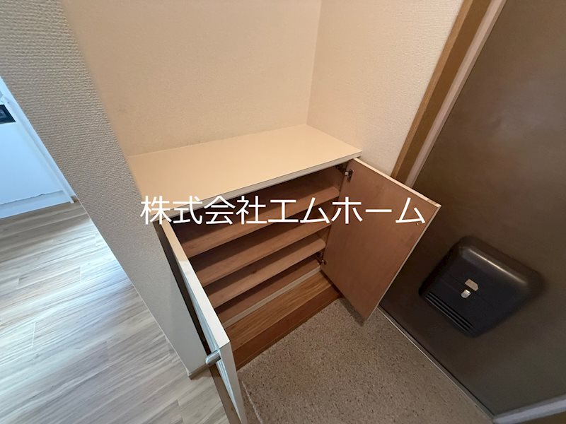 ｄｉｘ・9・7ビル（ディスナインセブンビル） 玄関　シューズボックス付