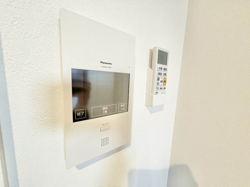 robot home 鶴里 ＴＶモニター付インターホン