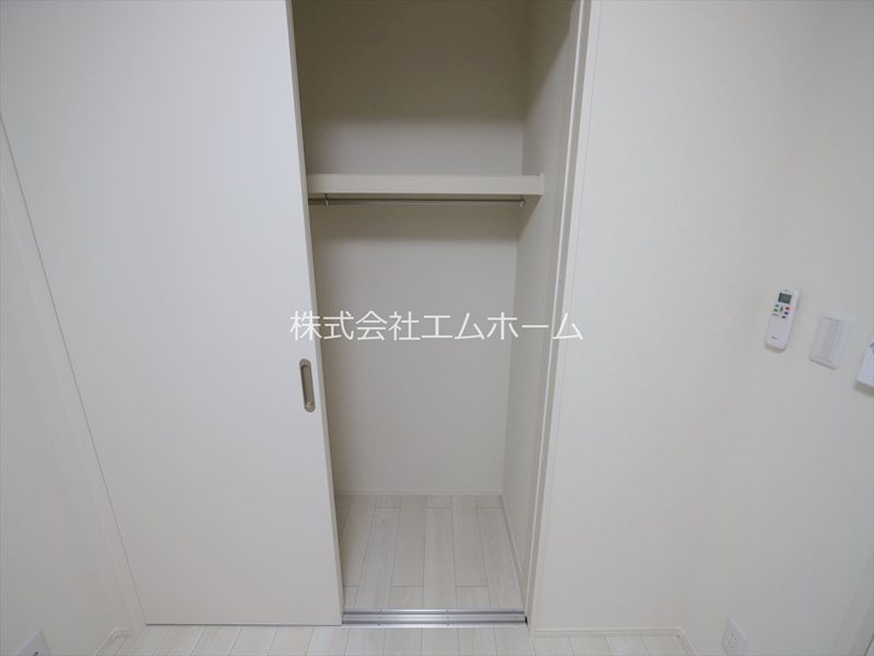 Ｒｉｖｅｒａ中村公園 クローゼット（収納充実してます）　同仕様写真