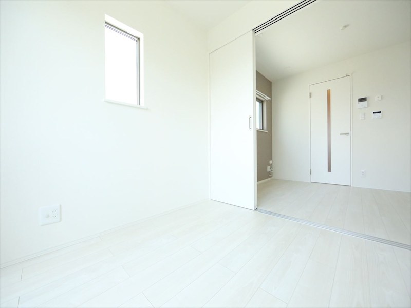 ハーモニーテラスひかり ＤＫ6.1帖　洋室3.1帖　つなげても使えます　同仕様写真