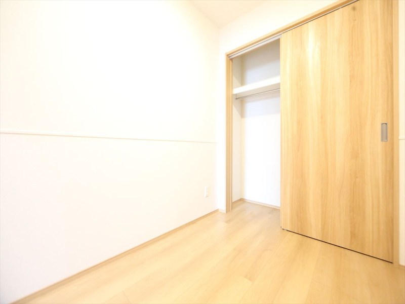 REGALEST WOOD TERRACE JOSHIN 洋室3.2帖　クローゼット付　同仕様写真