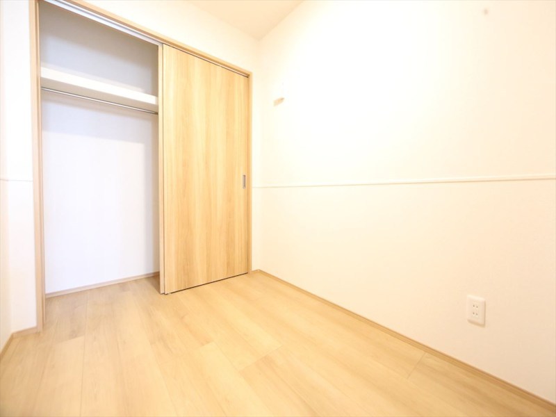 REGALEST WOOD TERRACE JOSHIN 洋室3.2帖　クローゼット付　同仕様写真
