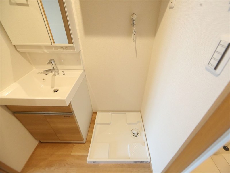 REGALEST WOOD TERRACE JOSHIN 脱衣所　室内洗濯機置き場　同仕様写真