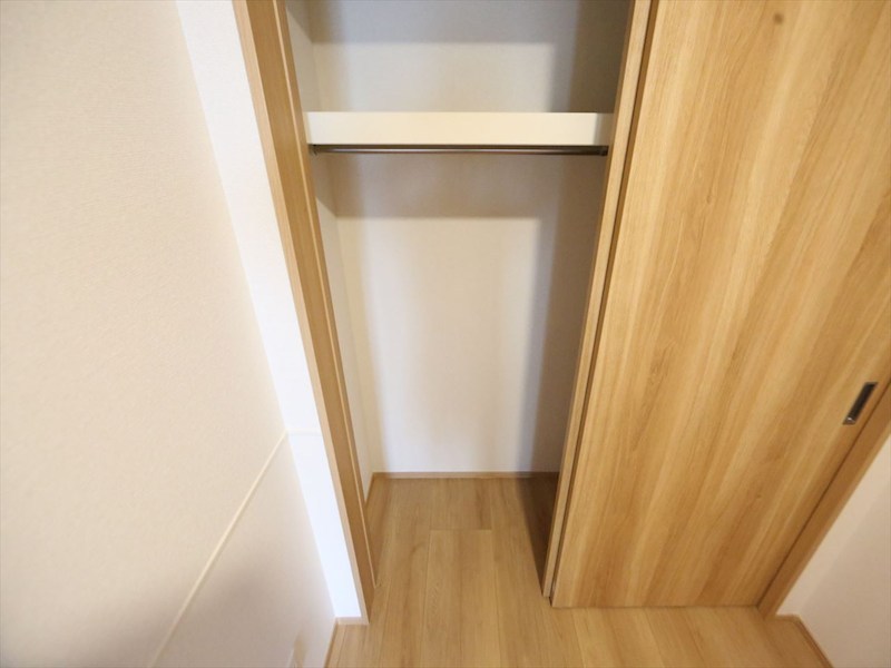 REGALEST WOOD TERRACE JOSHIN クローゼット（収納充実してます）　同仕様写真