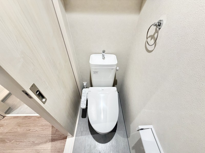 ｒｏｂｏｔ ｈｏｍｅ 本笠寺 温水洗浄暖房便座付トイレ　同仕様写真