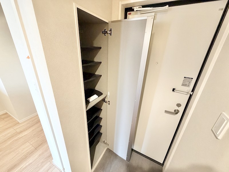 ｒｏｂｏｔ ｈｏｍｅ 本笠寺 玄関　シューズボックス付　同仕様写真