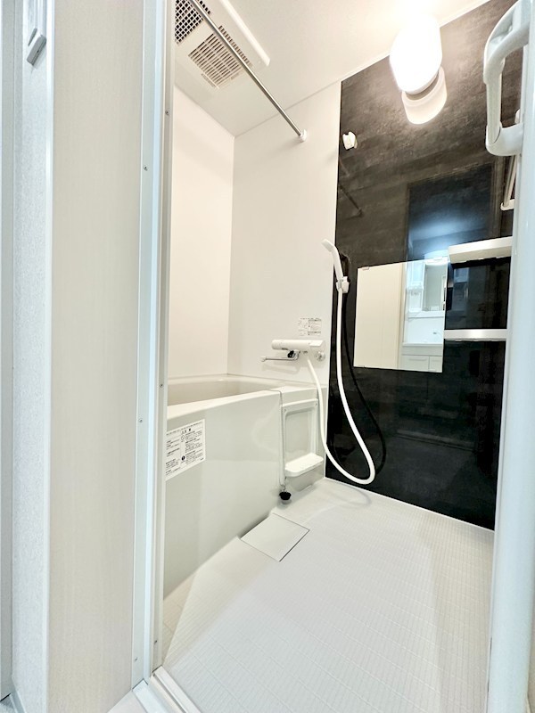ｒｏｂｏｔ ｈｏｍｅ 新守山 バスルーム　浴室暖房乾燥機付き　同仕様写真