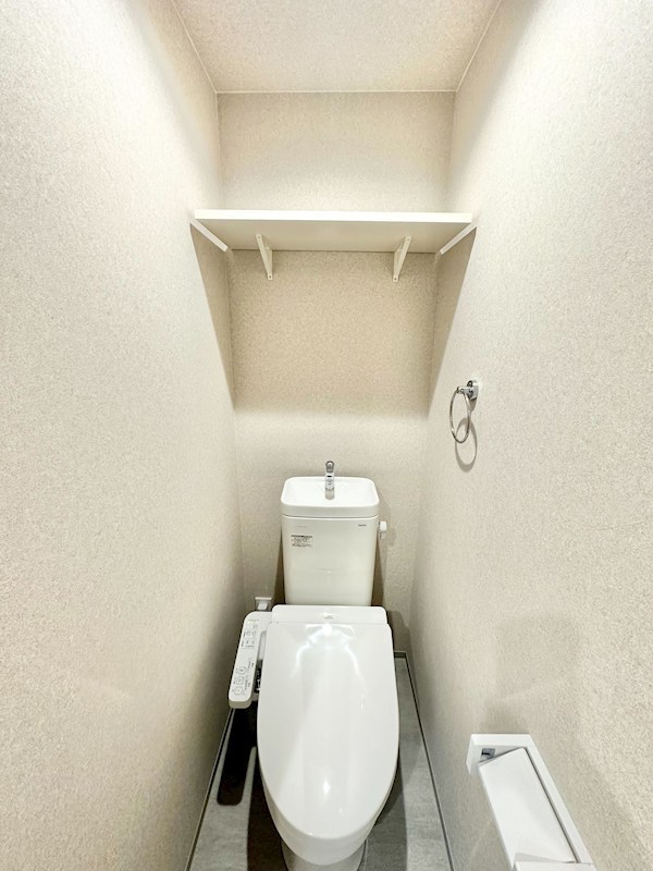ｒｏｂｏｔ ｈｏｍｅ 新守山 温水洗浄暖房便座付トイレ　同仕様写真