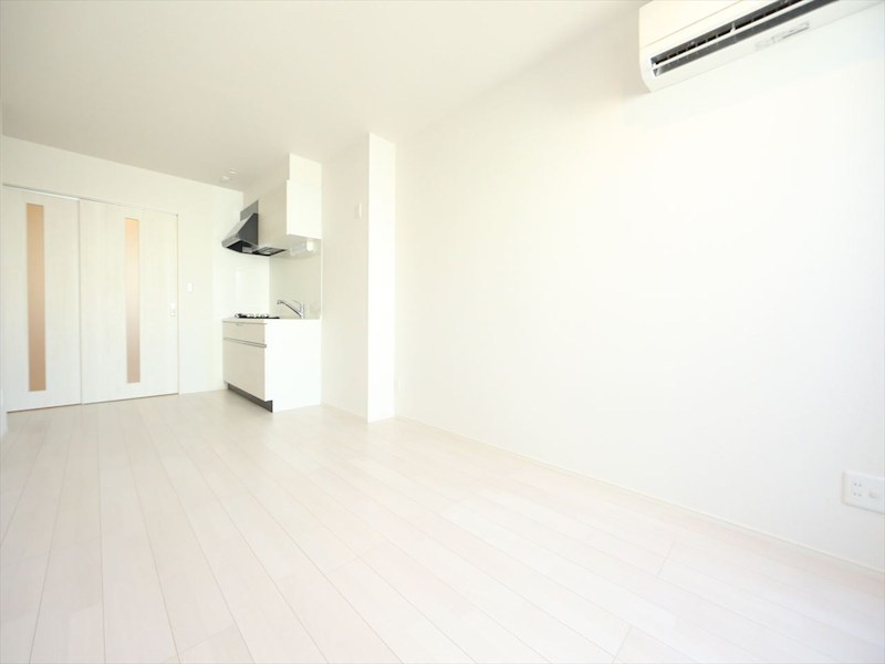 ＲＥＧＡＬＥＳＴ ＤＵＯ ＬＤＫ12帖　システムキッチン　エアコン完備　同仕様写真