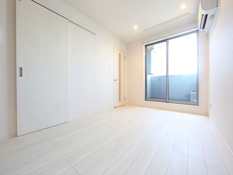 ＲＥＧＡＬＥＳＴ ＤＵＯ ＬＤＫ13.3帖　エアコン完備　バルコニー　同仕様写真